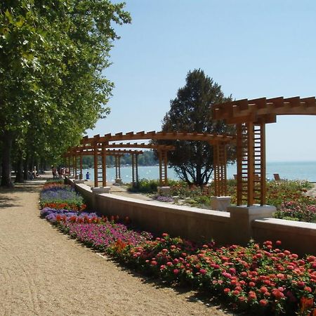 Holiday Exclusive Apartman Balatonfured Exterior photo